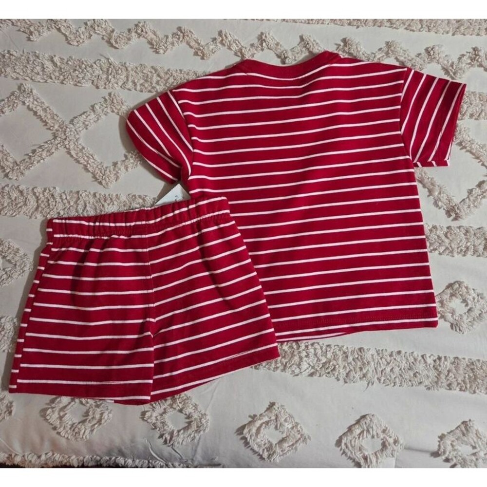 Carter's boys 2pc outfit size 2T - Picture 2 of 2